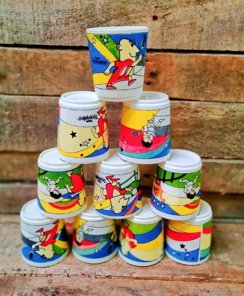 Gelas plastik iklan Tensoplast..Stok lama toko