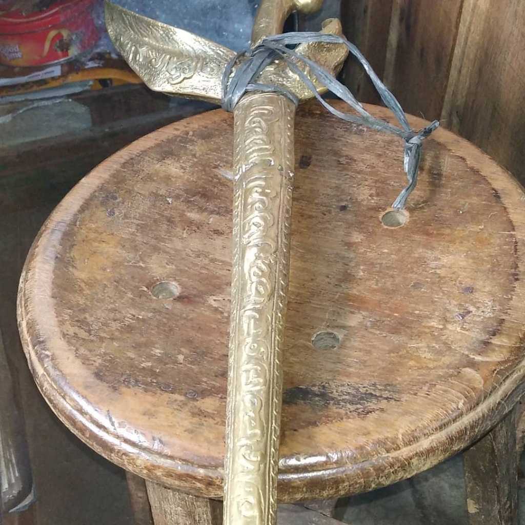 Keris kuningan