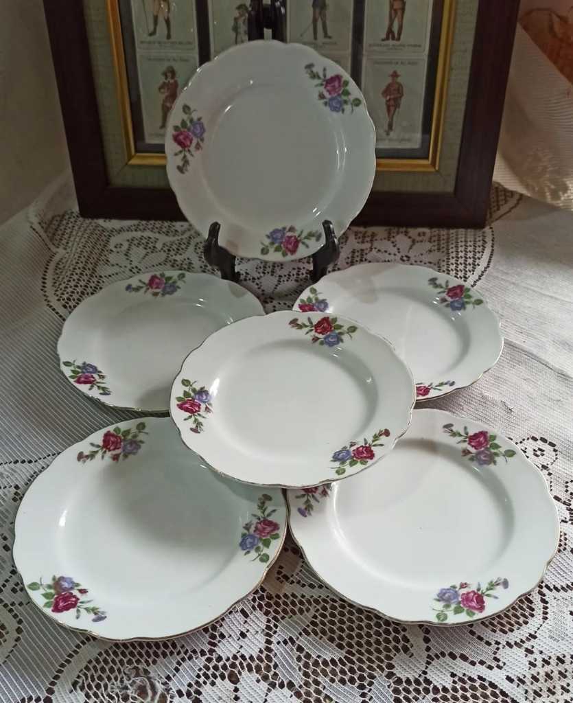 Piring Keramik Vintage