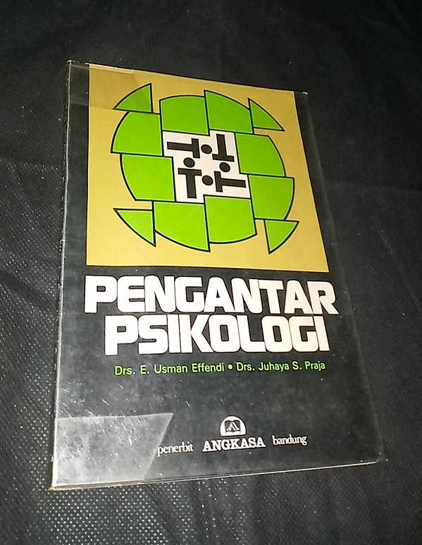Buku PENGANTAR PSIKOLOGI   Oleh Drs E Usman Effendi     Penerbit ANGKASA Bandung   Tahun 1984