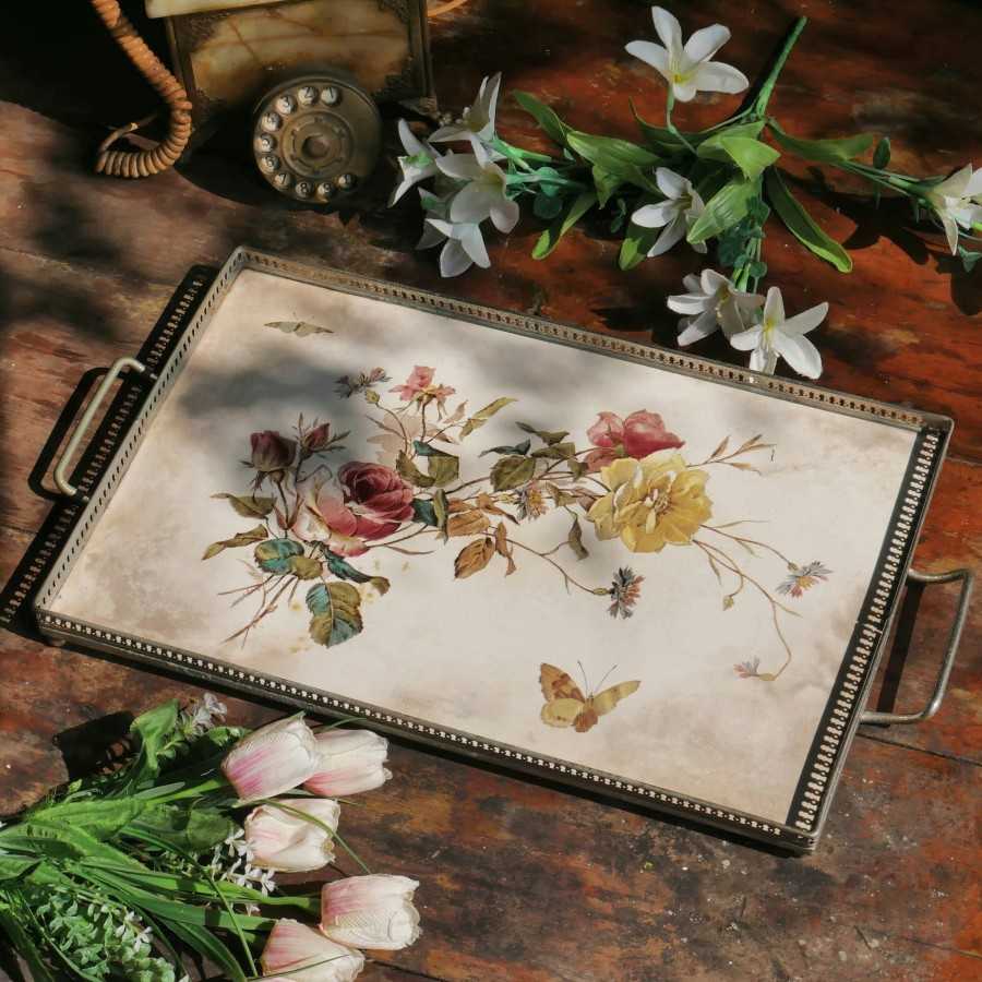 Nampan Porcelain Antik