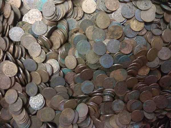 X 641 Nederlands Indies Setengah Cent Tahun 1945 Per 100 Keping