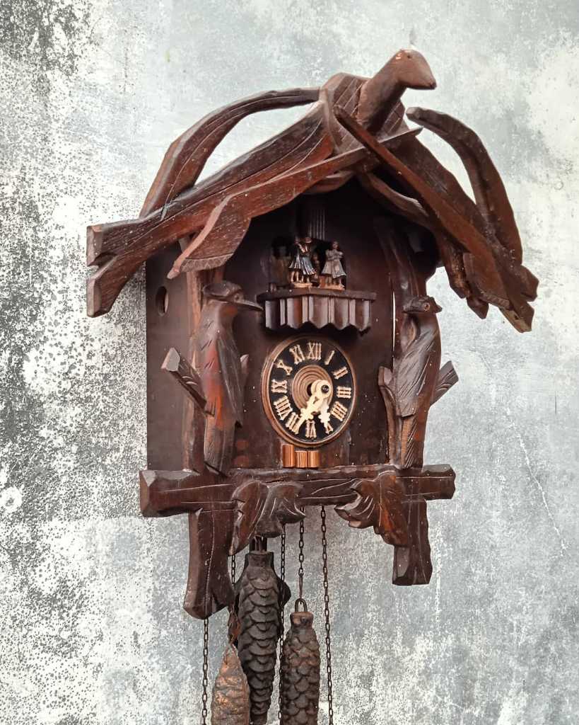 Jam Kikuk Antik - 24 jam