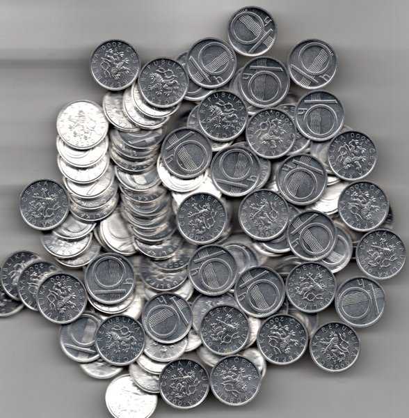 A2017 Coin Republika Ceska Tahun 2000 Pecahan 10 h Kondisi Semi Lustre