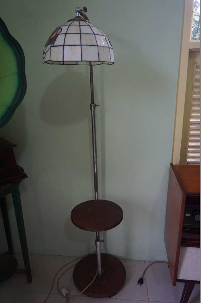 Lampu meja telephone