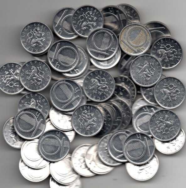 A 2024 Per 1 Keping Koin Republika Ceska pecahan 10 H Tahun 1999 Kondisi Sesuai Gambar