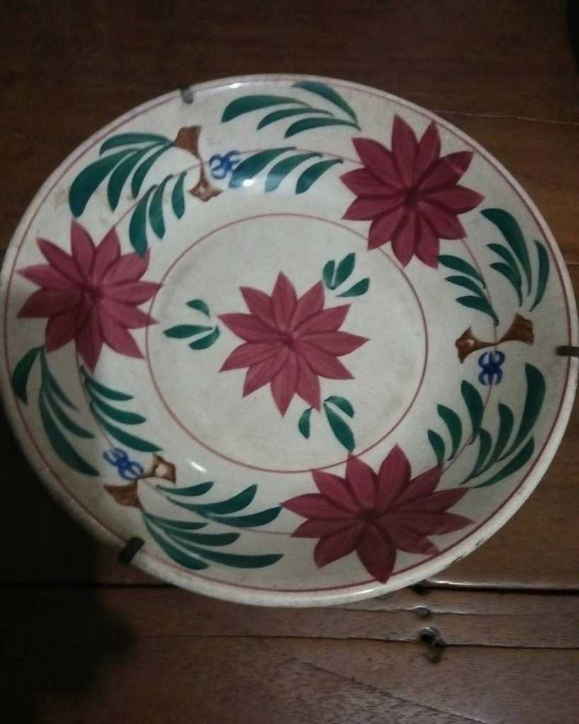 Piring Keramik Vintage