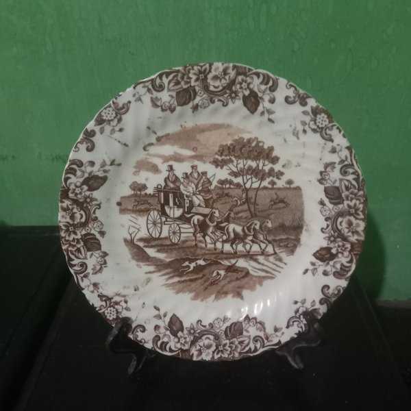 Piring Porcelain Vintage