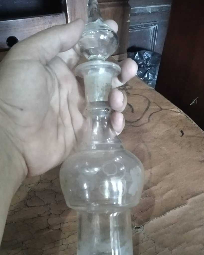 Kristal Jepang Antik