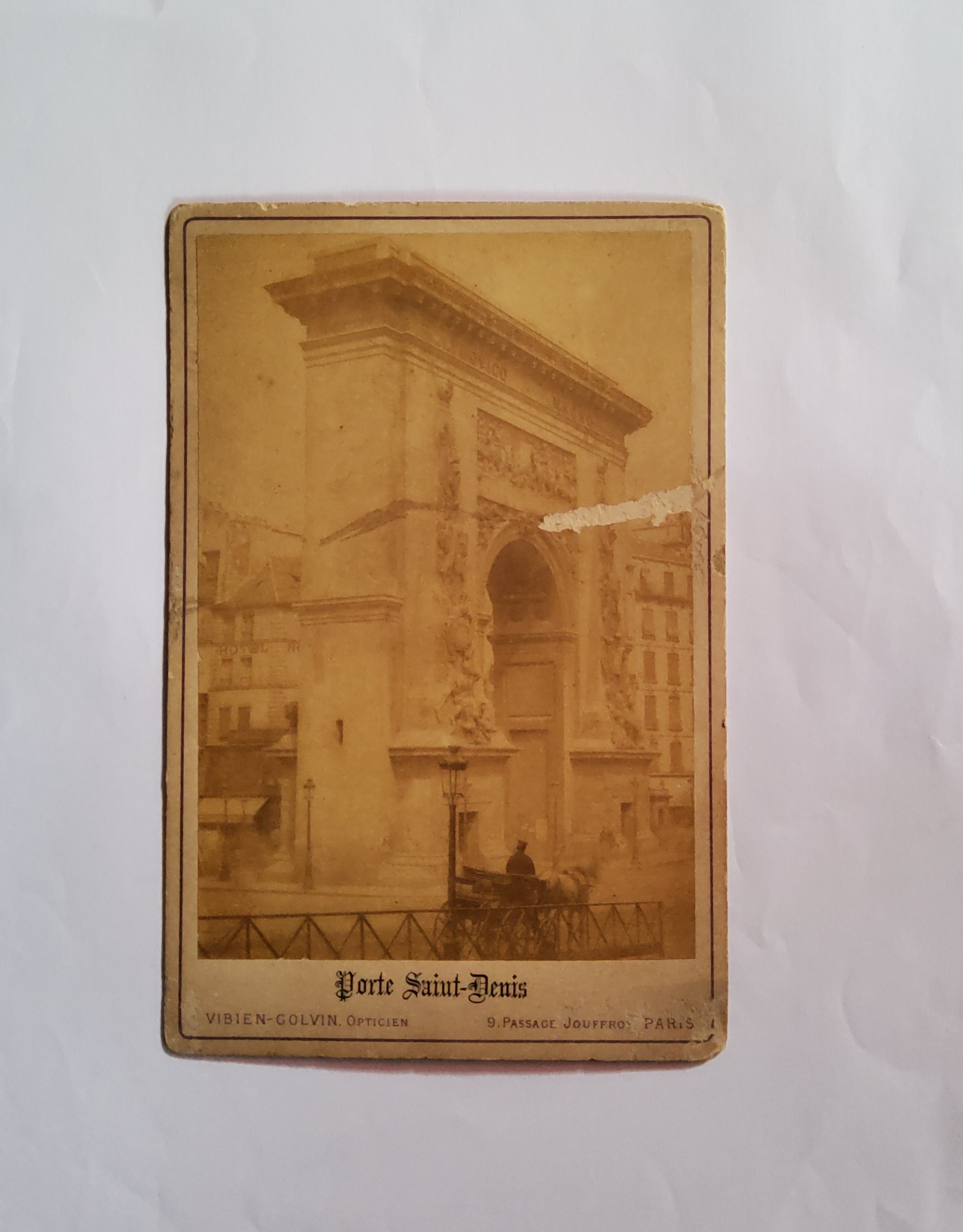 Foto antik / Foto kuno; estimasi tahun 1870-an awal; ukuran 16,5cm x 11cm