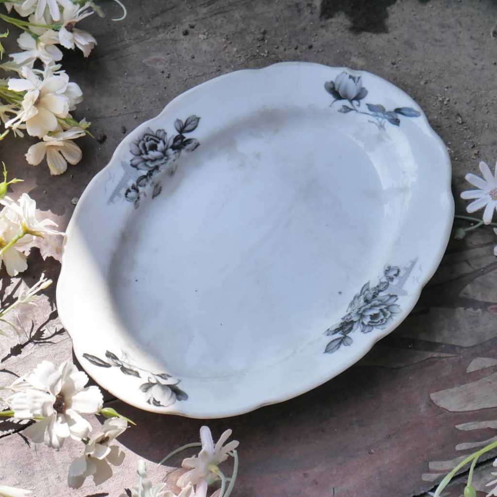 Piring Keramik Vintage China