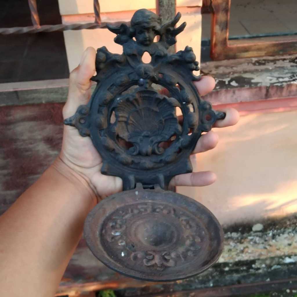 Tempat lilin dinding Bahan besi cor