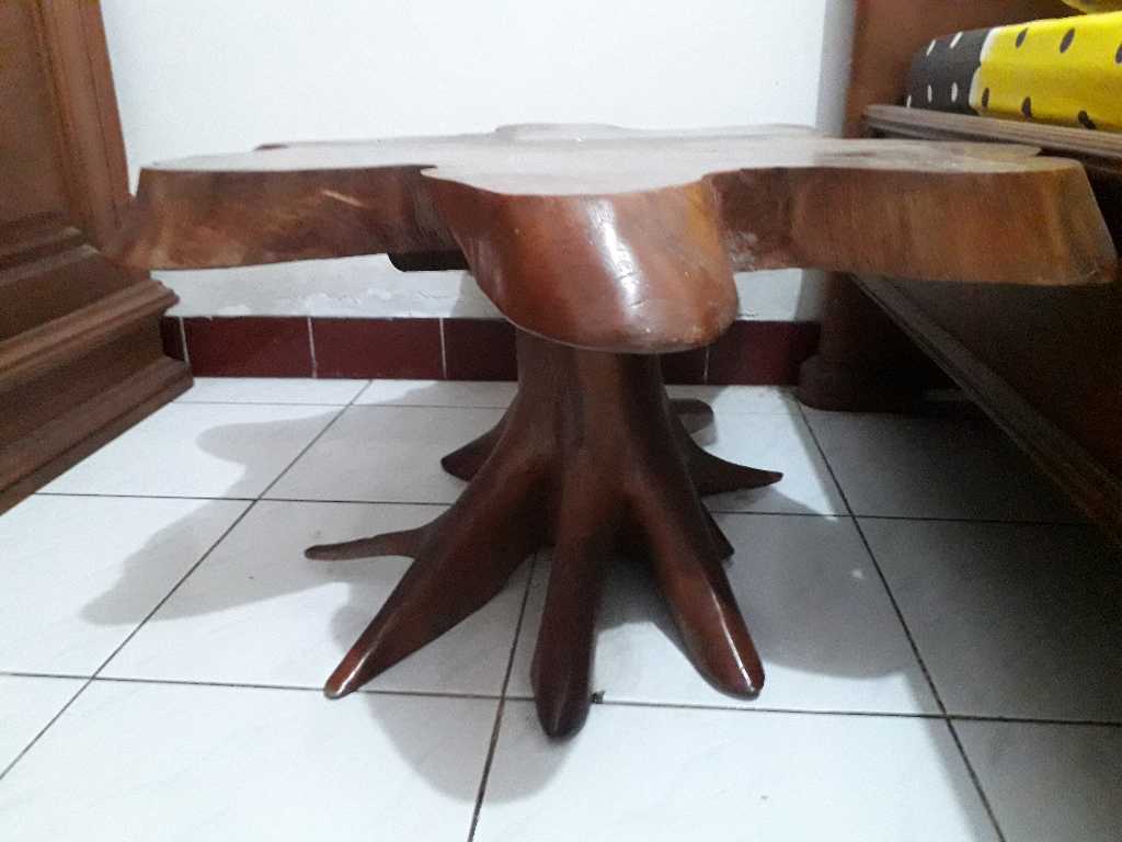 Meja Kayu Gembol (M04)