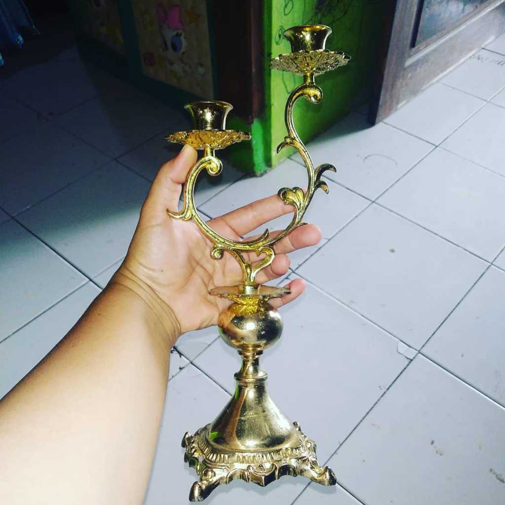 tempat lilin 2 tumpu