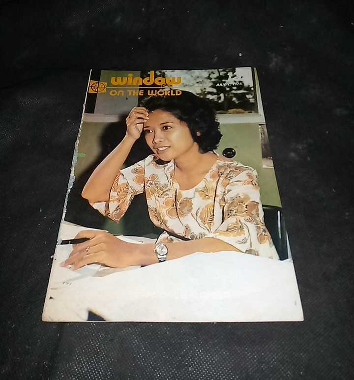 Majalah WINDOW On The World    Terbitan Bandung  1 Juli 1974