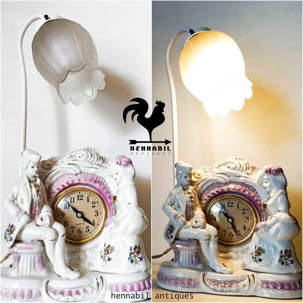 LAMPU MEJA VINTAGE LAMPU MEJA DI SERTAI JAM DI TENGAH