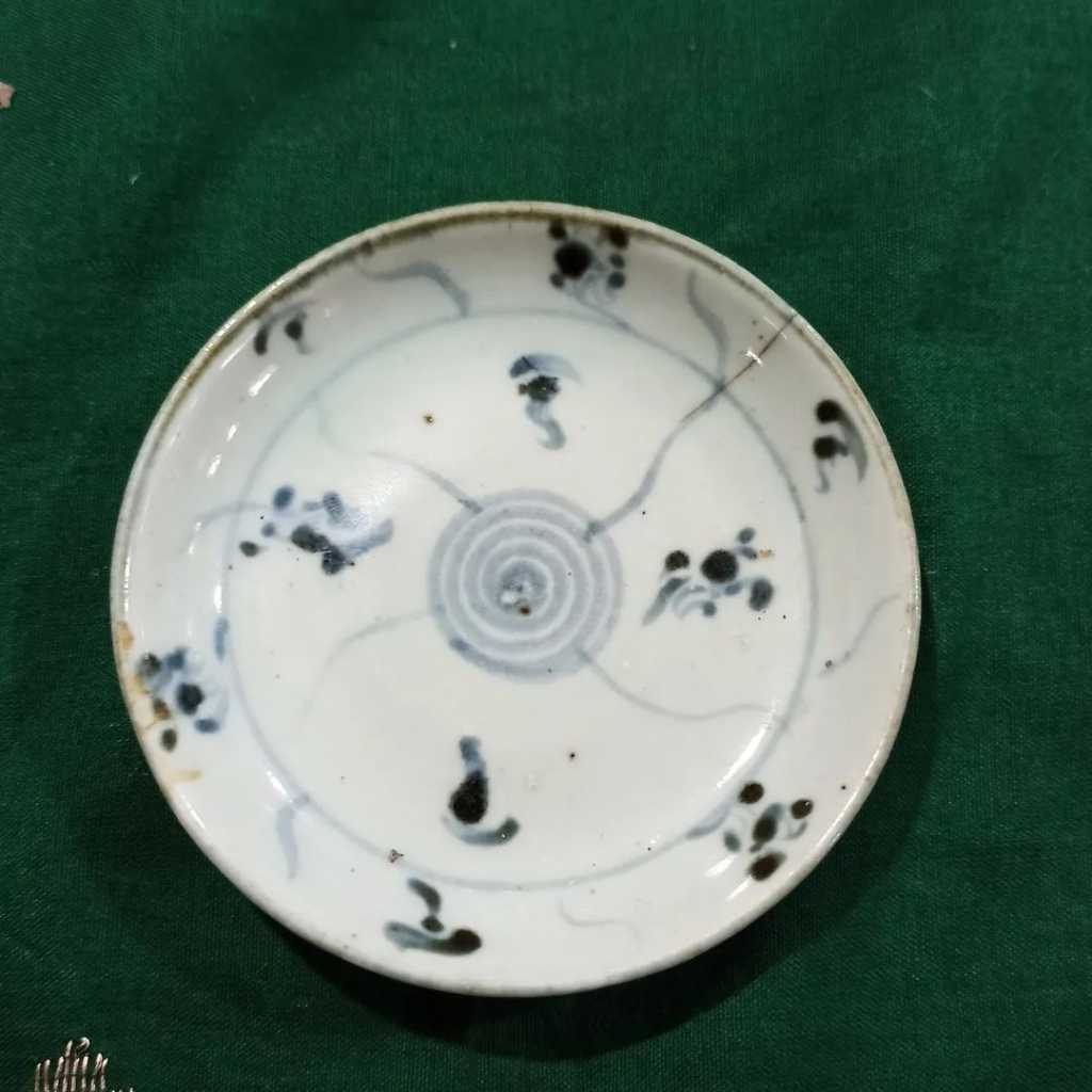 Piring Keramik Vintage