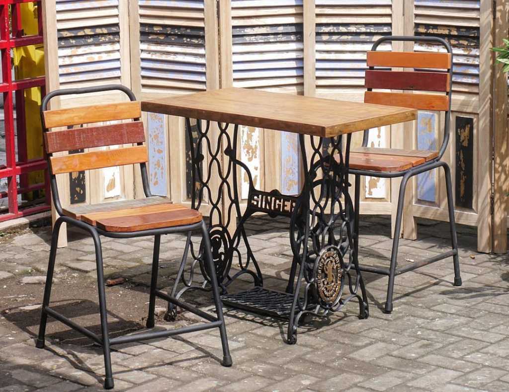 Set Kursi Meja Kaki Mesin Jahit