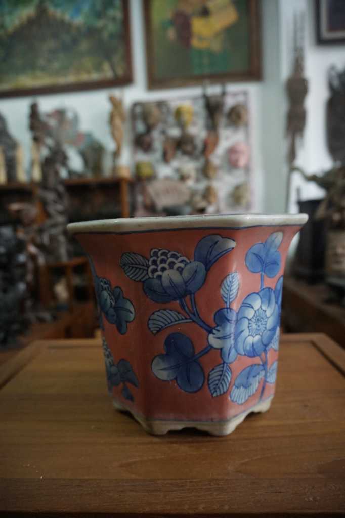 Pot Bunga Keramik China Vintage