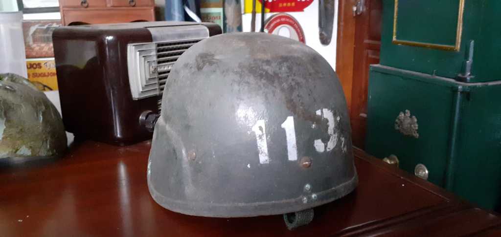 Helm Mlitary bahan Besi