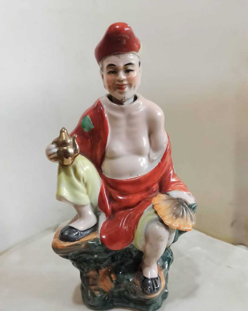 Patung Keramik Vintage