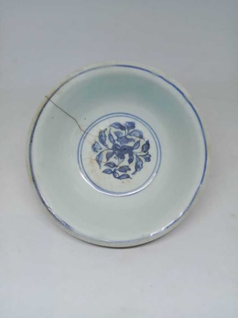 Mangkok Porcelain Antik