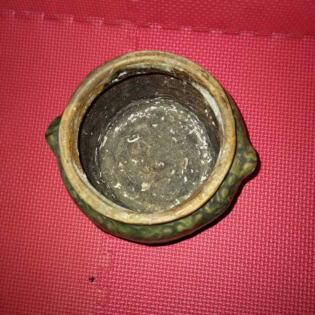 Guci Keramik China Vintage