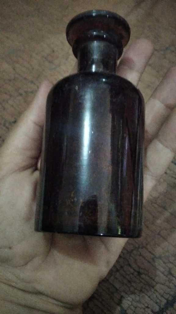 Kristal botol kaca coklat 100 rb