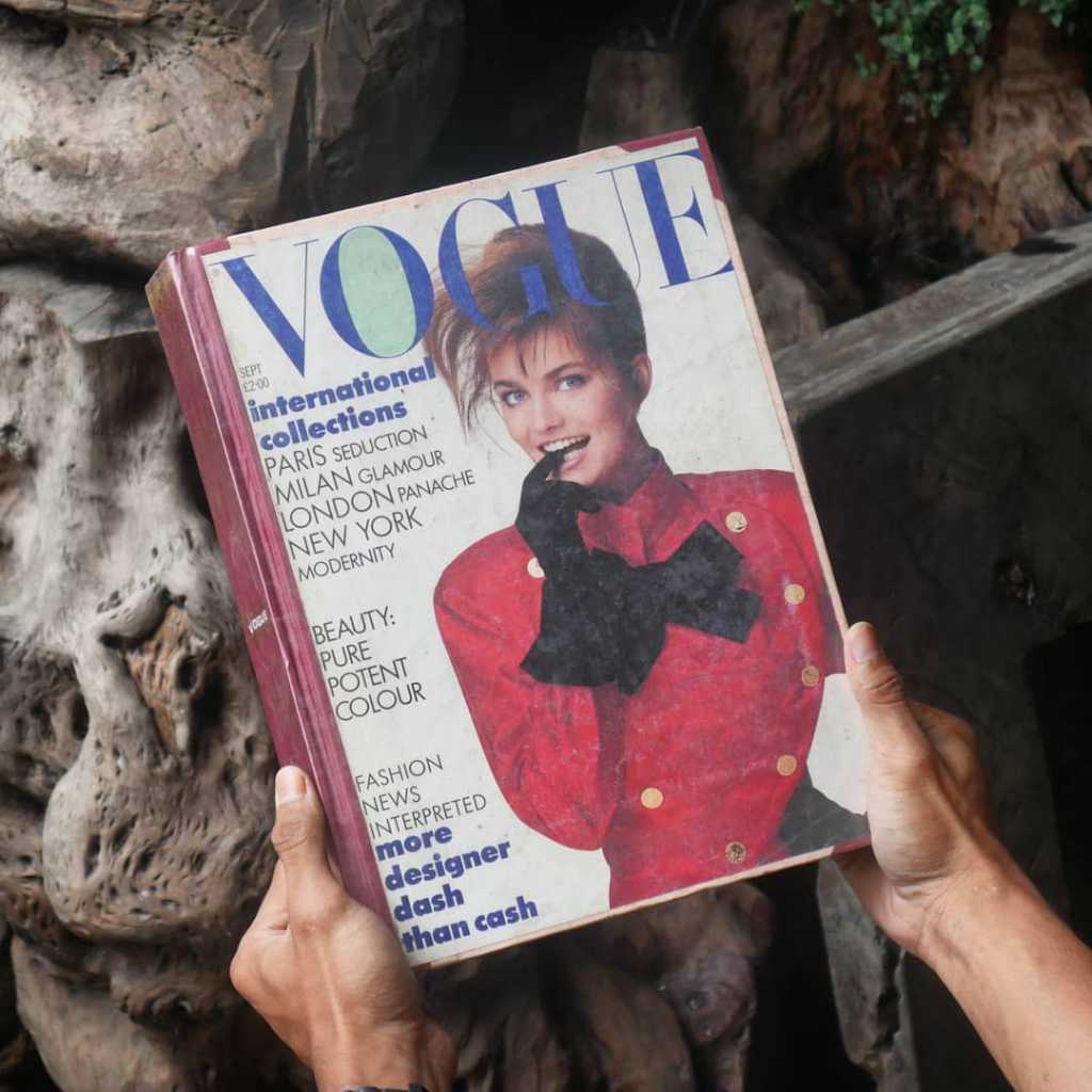 Majalah Vogue Harga 150.000