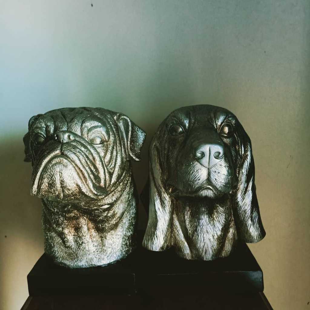 Patung Kepala Anjing Bahan Resin