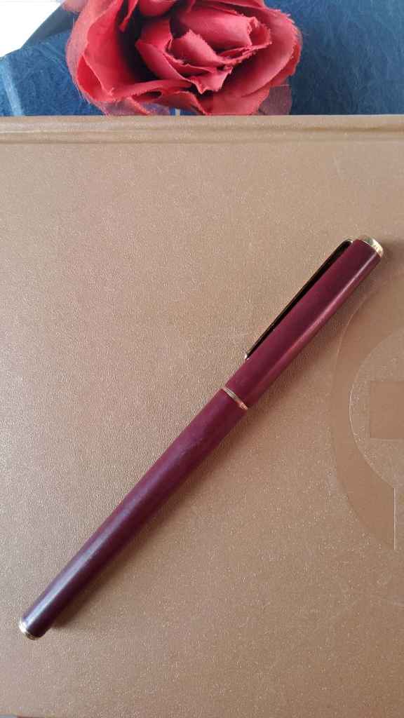 Pulpen MONT BLANC GERMANY warna Maroon (Pen 0001)