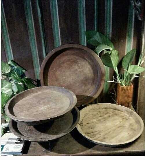 Nampan Kayu Antik