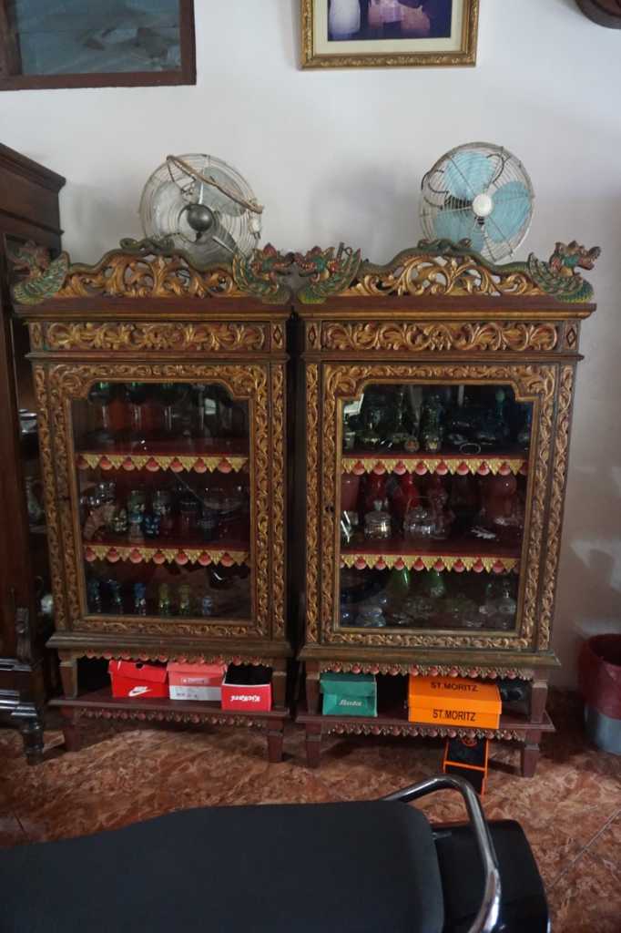 Sepasang Almari Kotagede