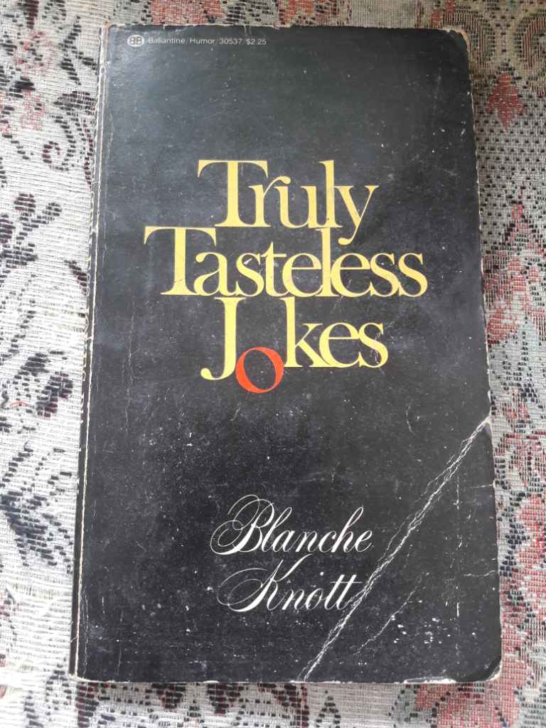 Buku Truly Tasteless Jokes One by Blanche Knott tahun 1982