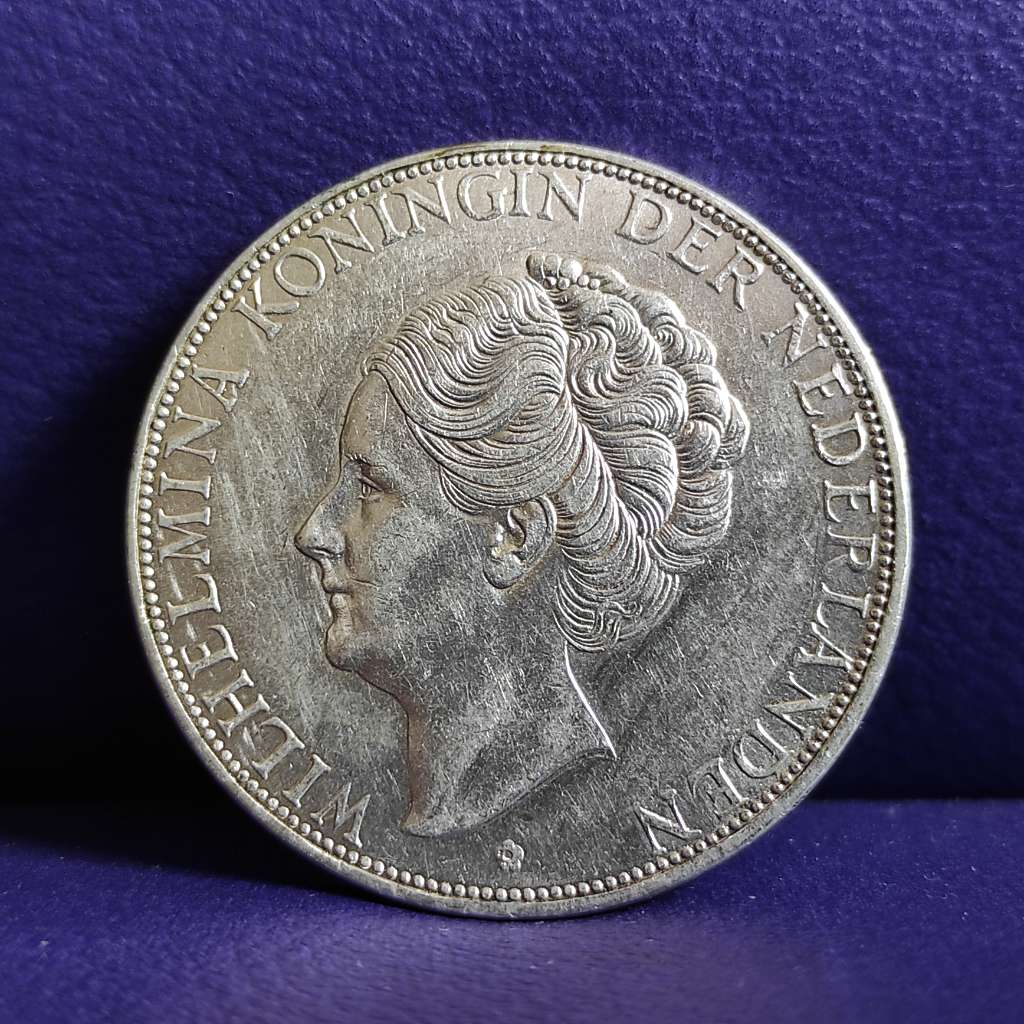Koin Perak Wilhelmina 2 1/2 Gulden 1933 Deep Hair Kondisi cantik [k131]