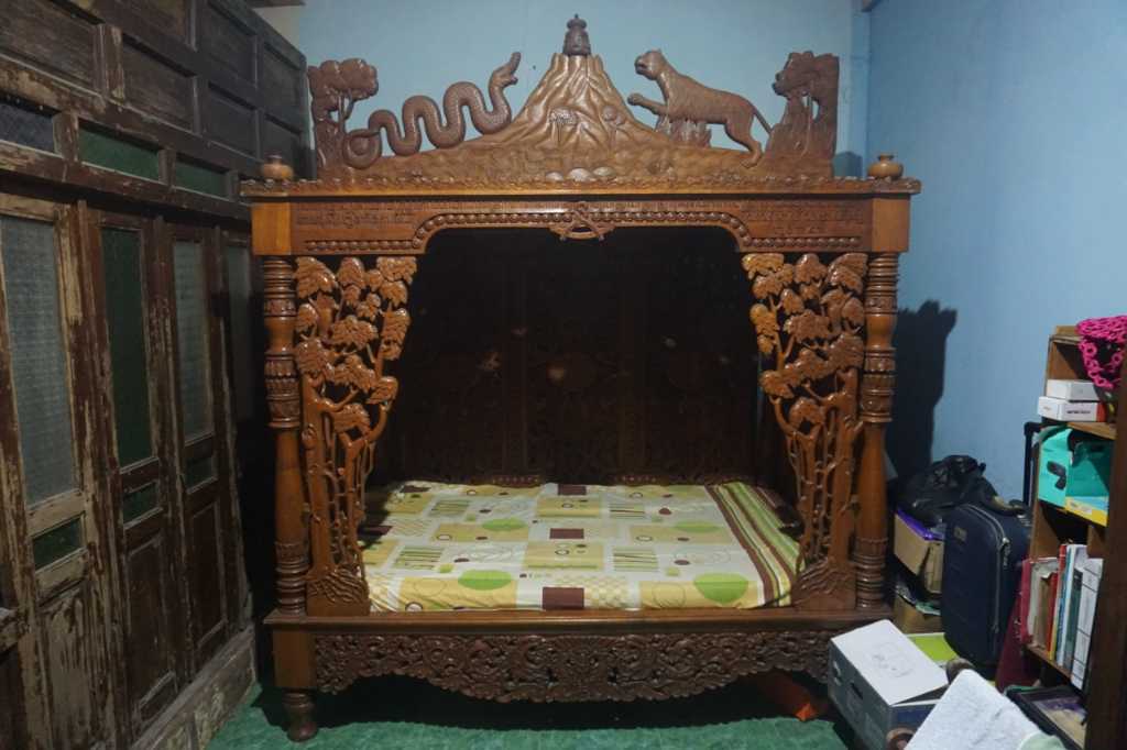 Tempat Tidur