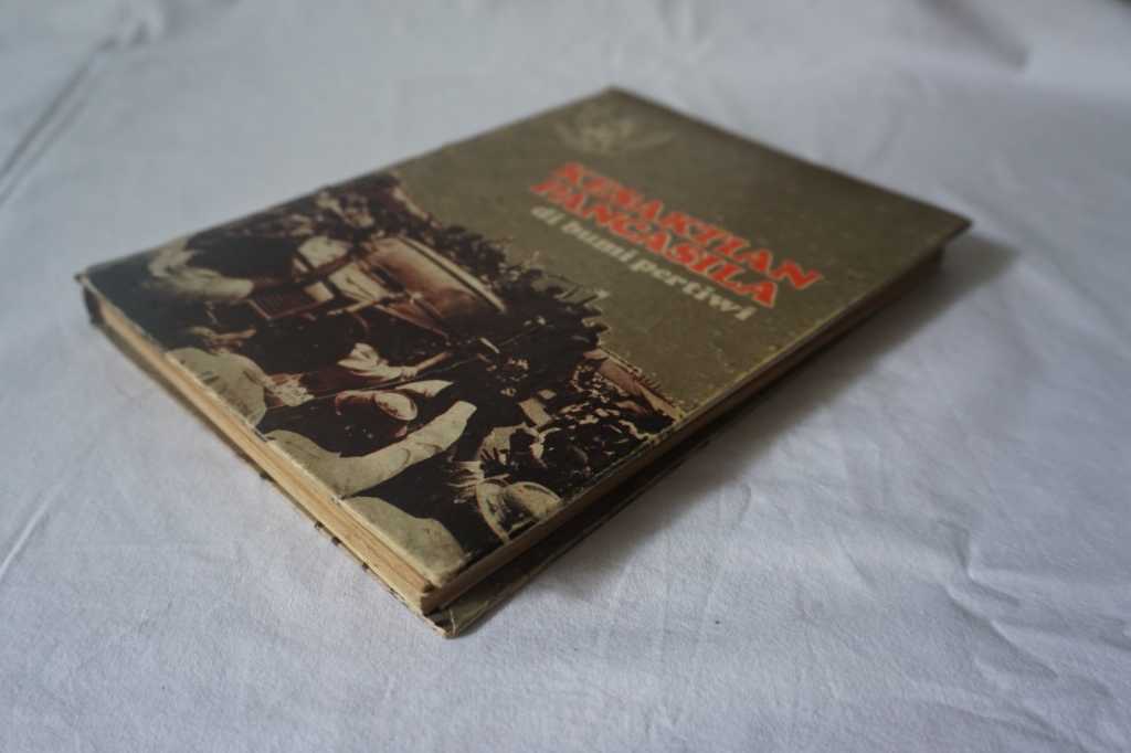 Buku kesaktian pancasila