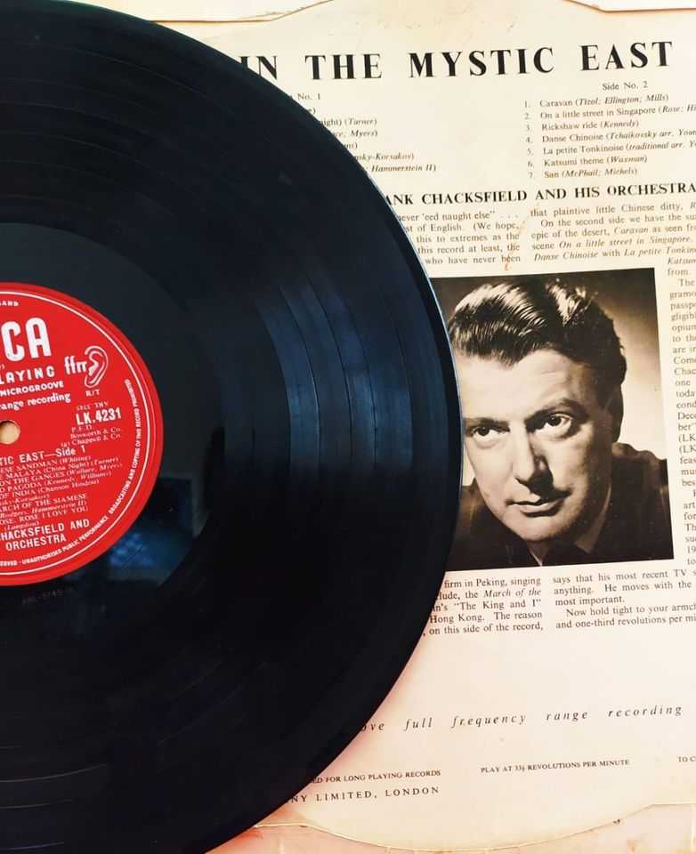 Piringan Hitam In The Mystic East - Frank Chacksfield