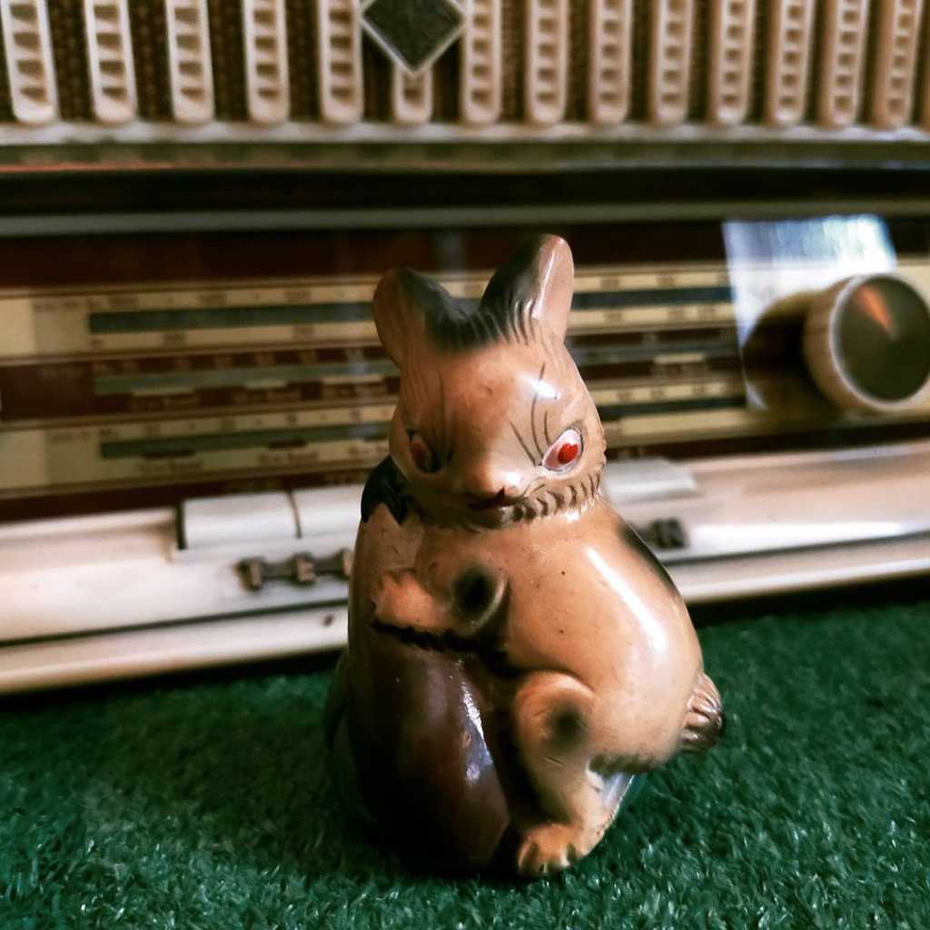 PATUNG PLASTIK VINTAGE