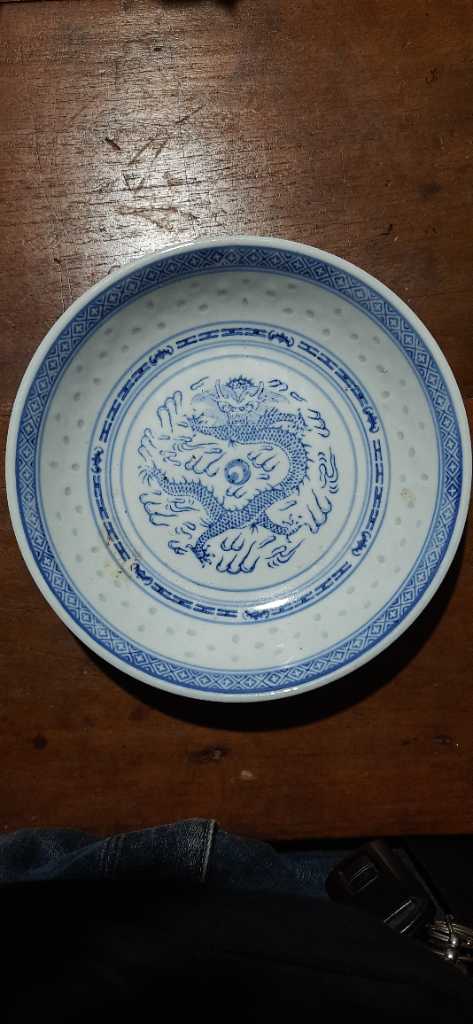 Piring Porcelain Antik