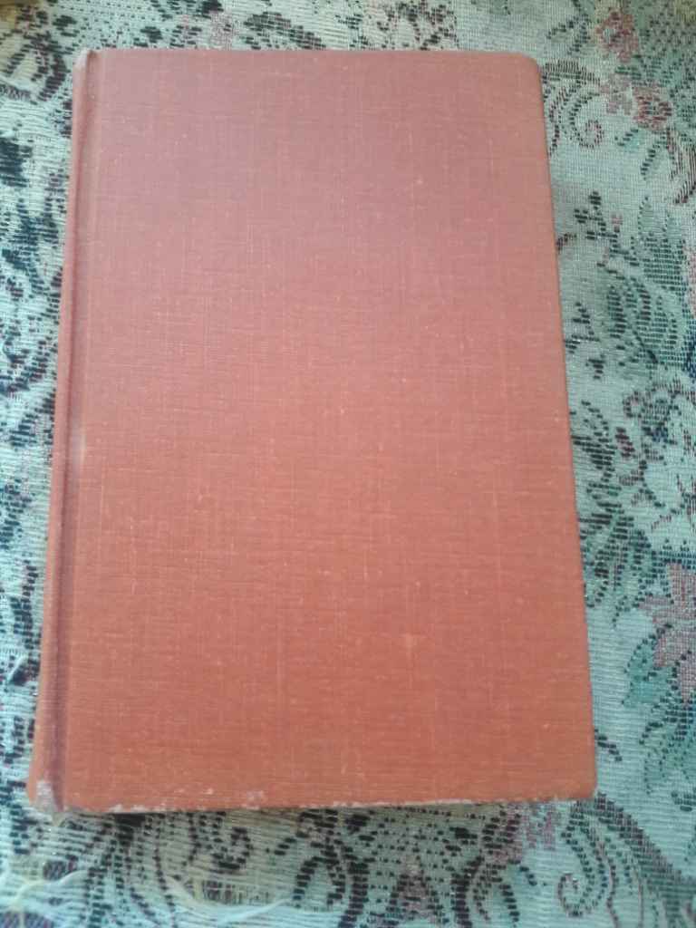 BUKU NOVEL TUA TAHUN 1945