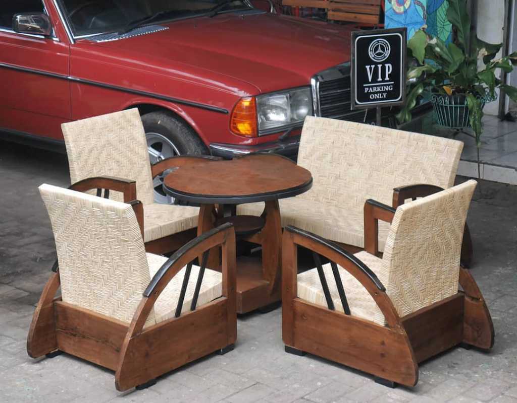 Kursi Sedan Rotan