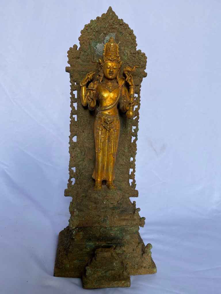 Patung perunggu lapis emas (PD 0004)