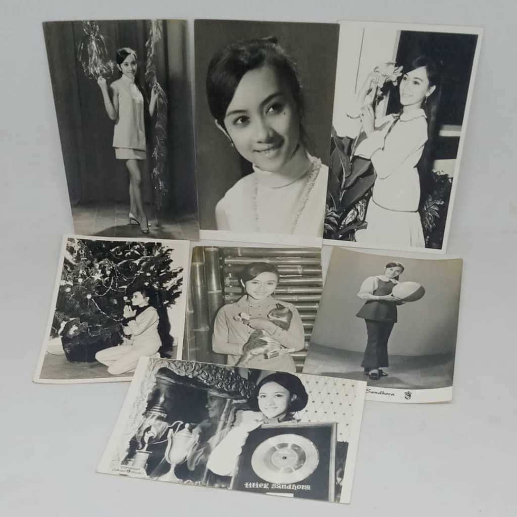 Copyright Foto Artis Titiek Sandhora