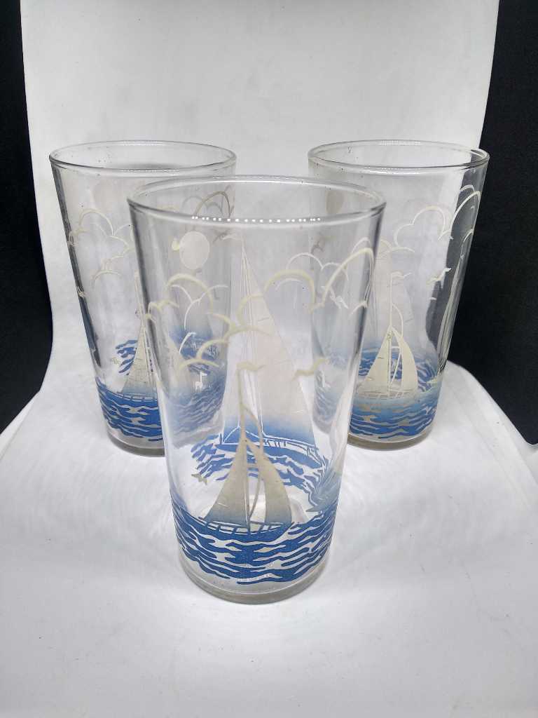 Gelas Kristal Vintage