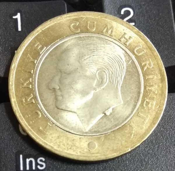 A1022 Turkey Turki 1 Lirasi Tahun 2013 Mulus Kilau Sesuai Gambar