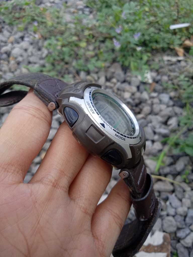 Casio pathfinder hunting timer on sale watch