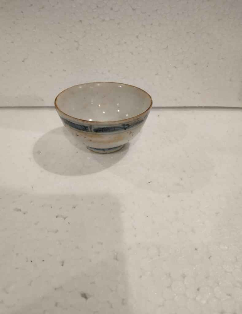 Cucing Keramik China Antik