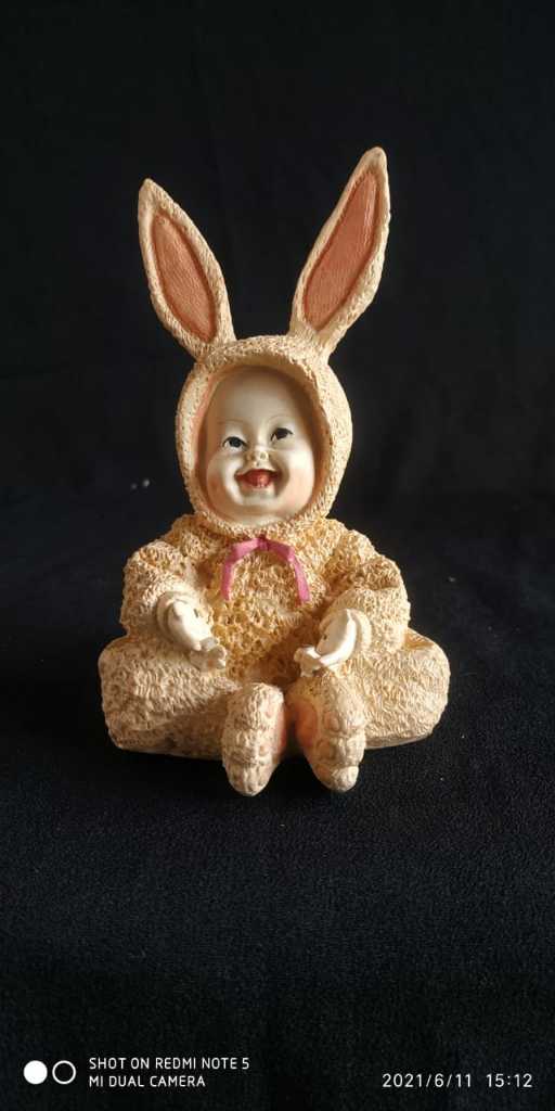 Patung Resin Vintage