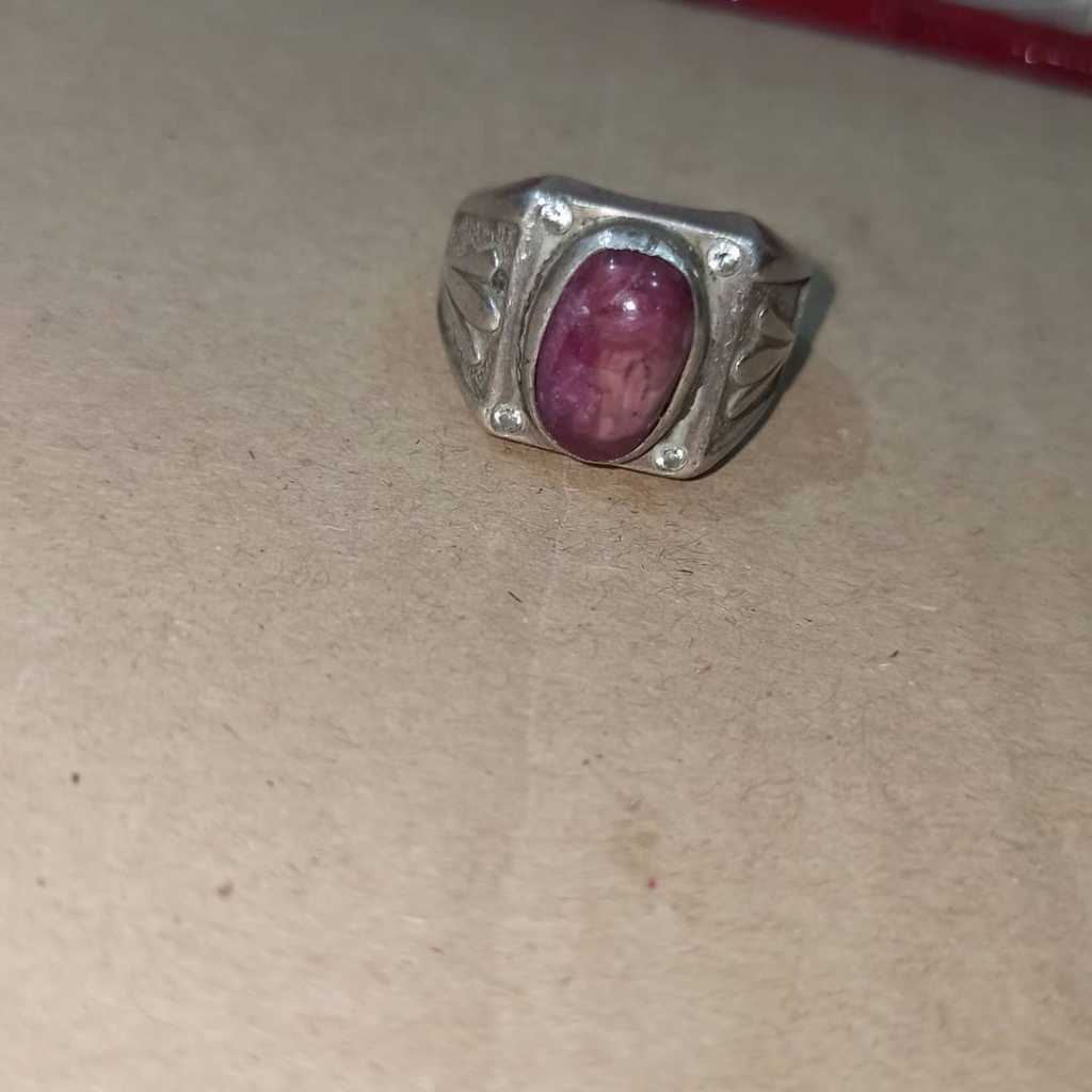 Cincin Batu Permata Ruby